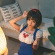 蠢沫沫白色吊带拍摄花絮:呈现出缤纷多彩的原创之美。